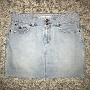 Vintage Tommy Hilfiger jean skirt raw hem SIZE 10